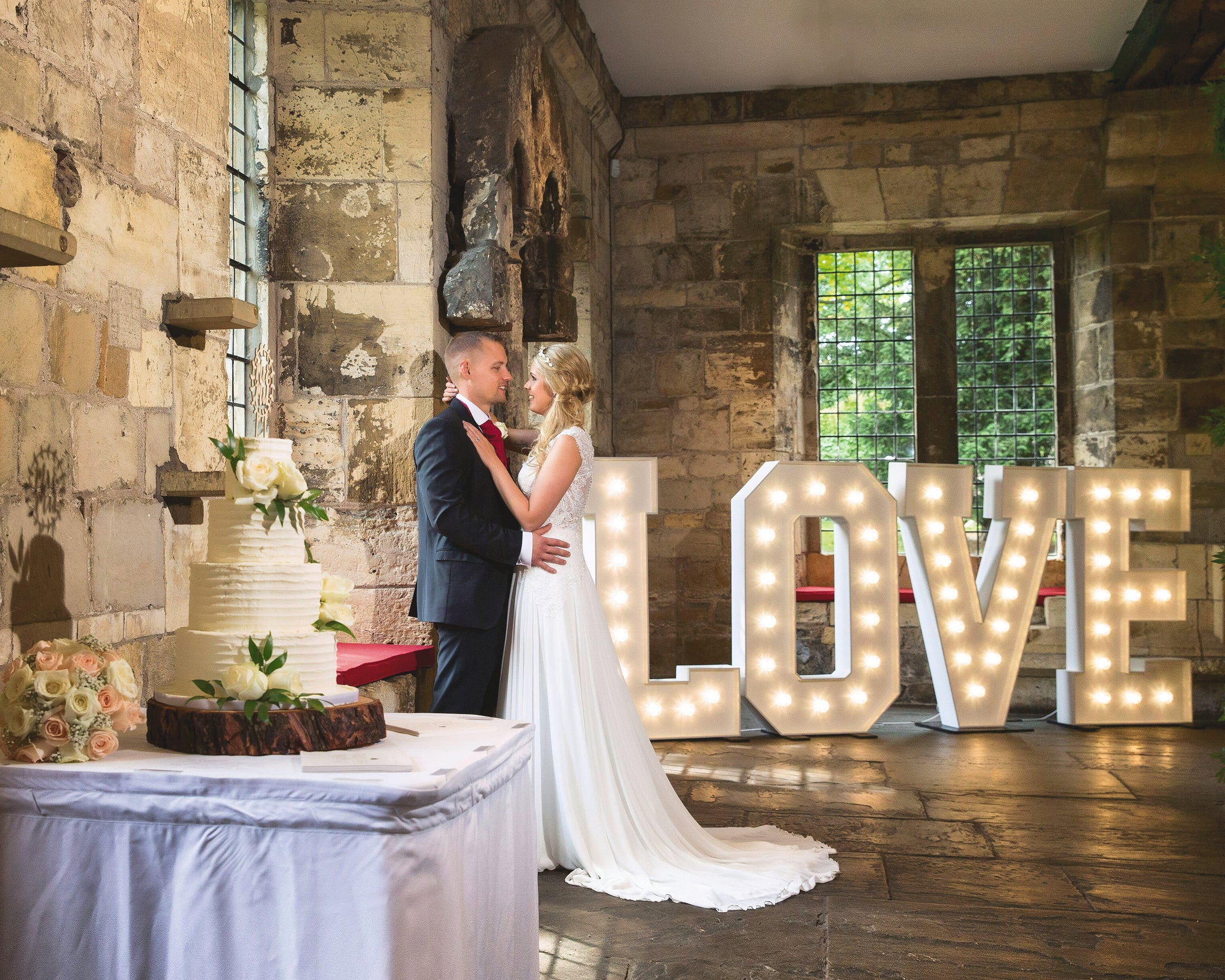 Light Up LOVE Letters